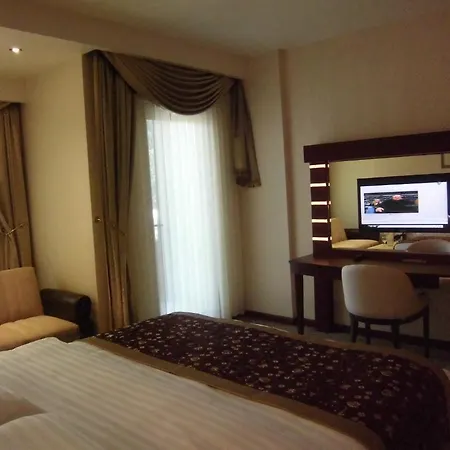 Ipekyolu Park Hotel Macka