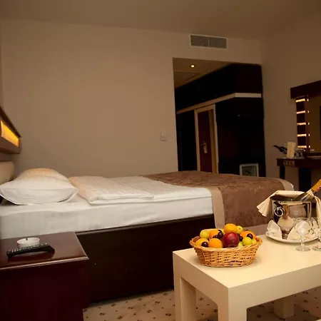 Hotel Ipekyolu Park 4*